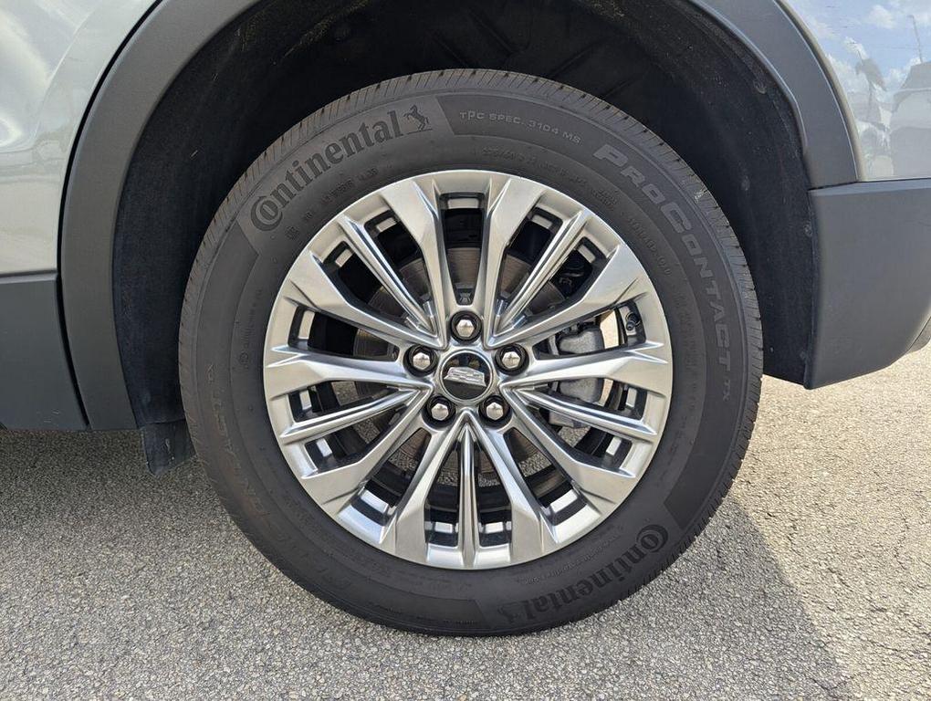 used 2024 Cadillac XT4 car, priced at $29,999