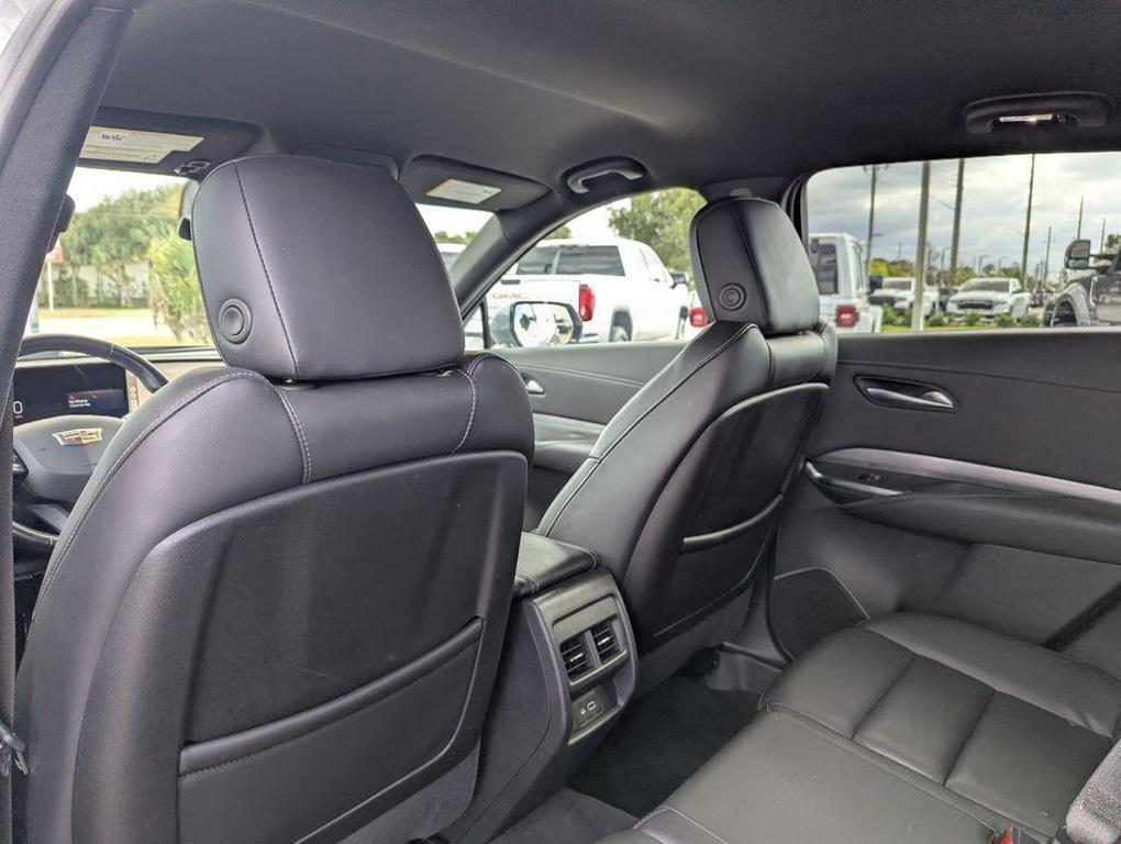 used 2024 Cadillac XT4 car, priced at $29,999