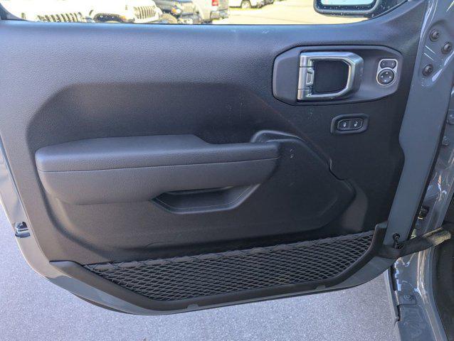 new 2026 Jeep Wrangler car, priced at $41,587