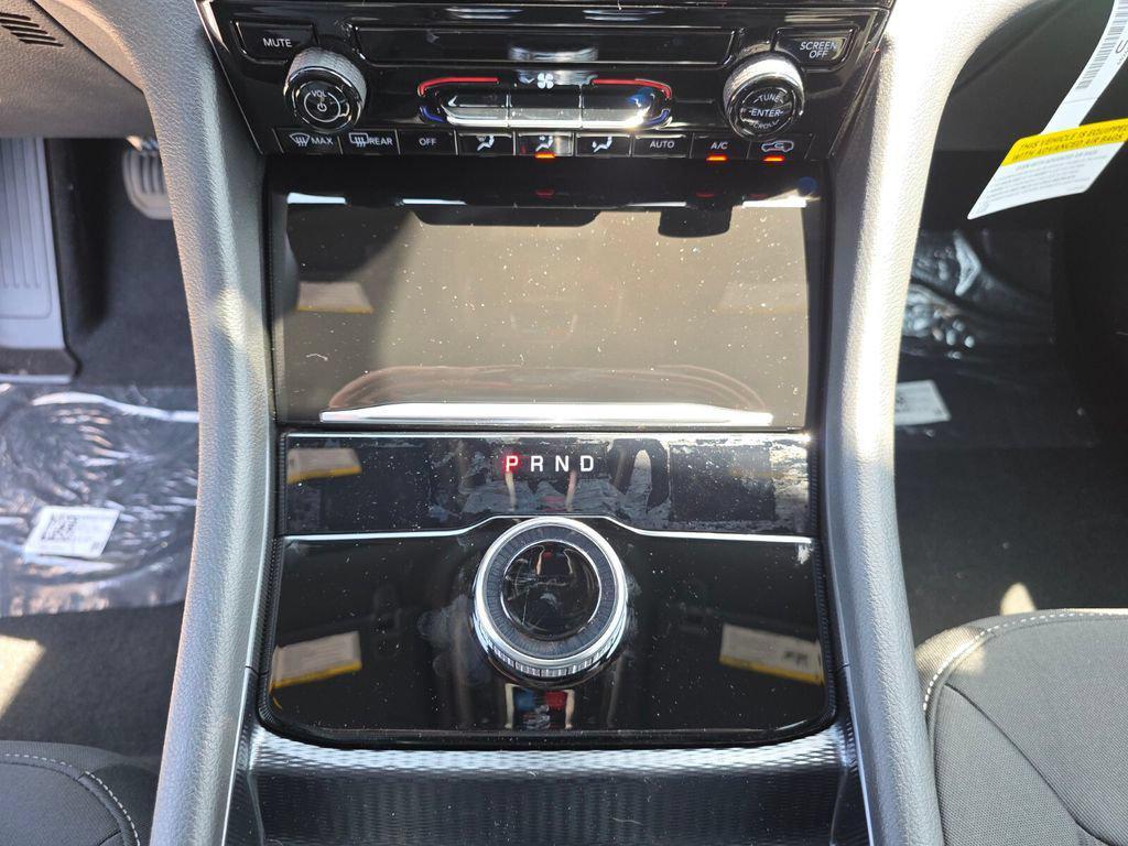 new 2026 Jeep Grand Cherokee car, priced at $43,595