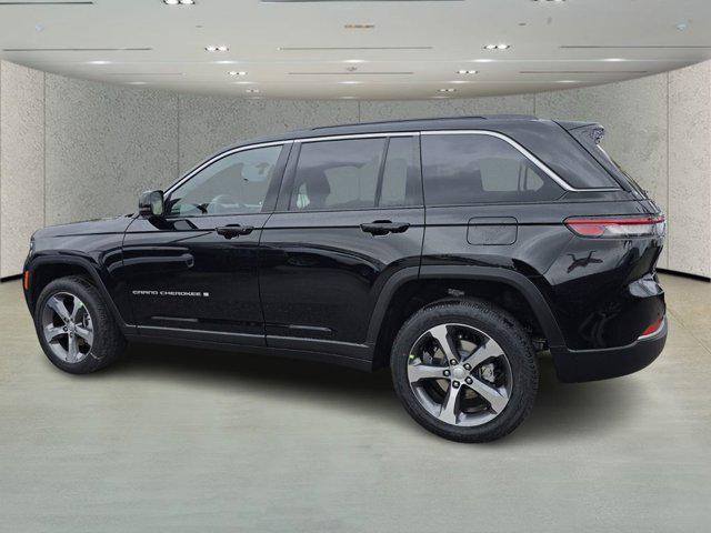 new 2026 Jeep Grand Cherokee car, priced at $37,587