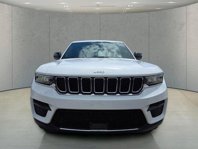 new 2026 Jeep Grand Cherokee car, priced at $35,399