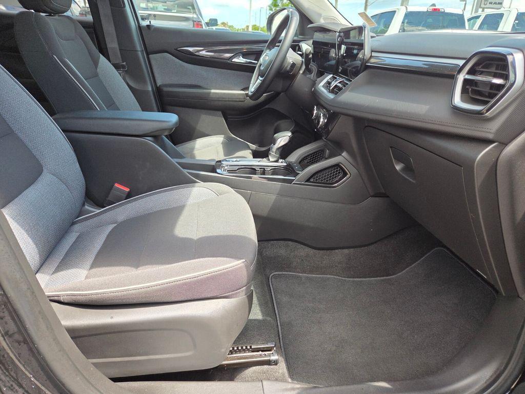 used 2024 Chevrolet TrailBlazer car, priced at $22,388