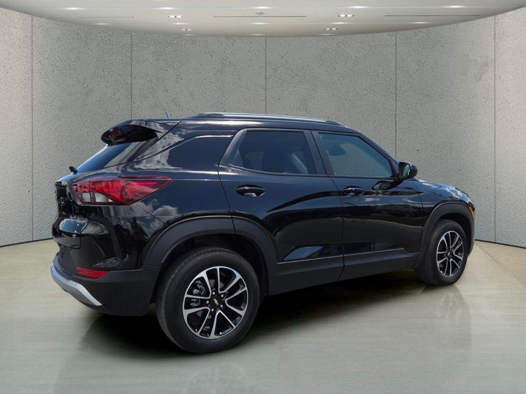 used 2024 Chevrolet TrailBlazer car, priced at $22,388