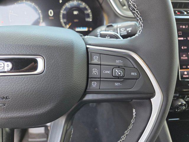 new 2026 Jeep Grand Cherokee car, priced at $44,005