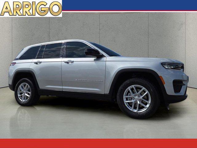new 2026 Jeep Grand Cherokee car, priced at $44,005