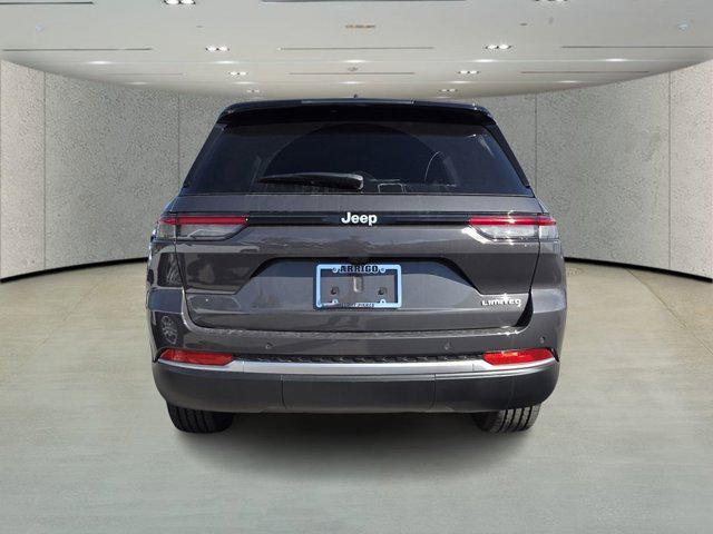 new 2026 Jeep Grand Cherokee car, priced at $40,007