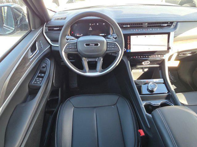 new 2026 Jeep Grand Cherokee car, priced at $40,007