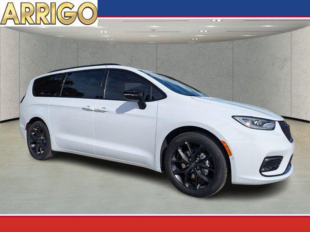new 2026 Chrysler Pacifica car, priced at $41,212