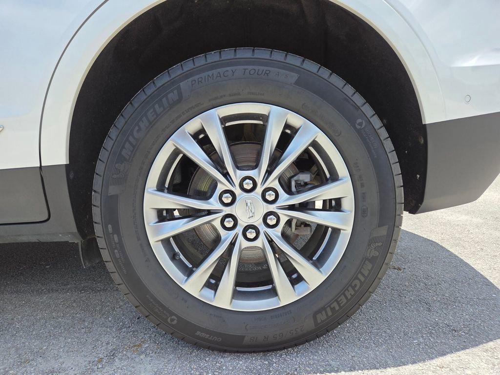 used 2023 Cadillac XT5 car, priced at $32,767