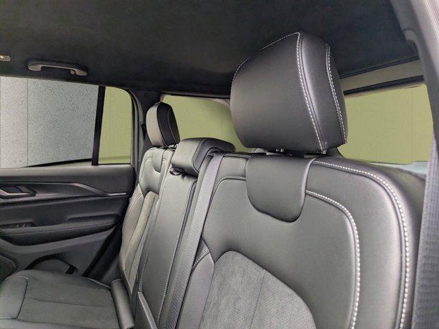new 2025 Jeep Grand Cherokee car, priced at $29,614