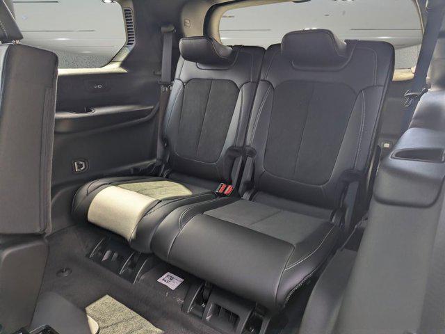 new 2026 Jeep Grand Cherokee L car, priced at $40,681
