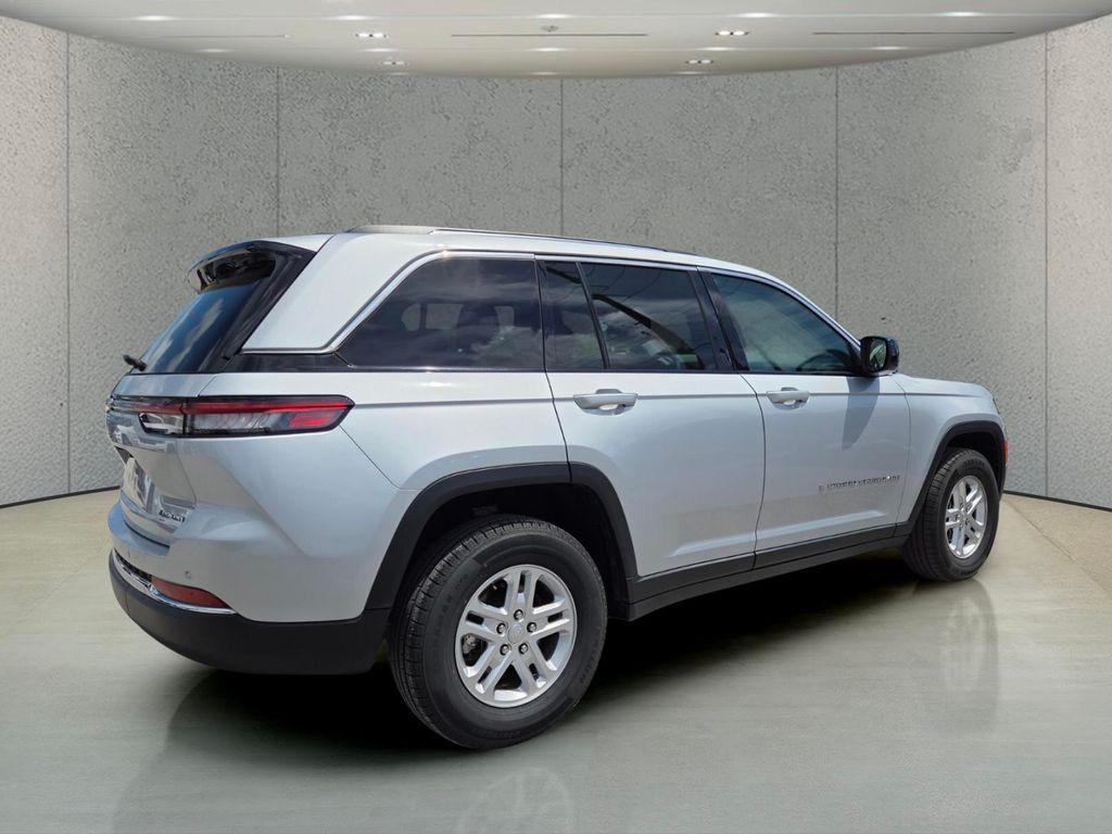 used 2024 Jeep Grand Cherokee car, priced at $26,428