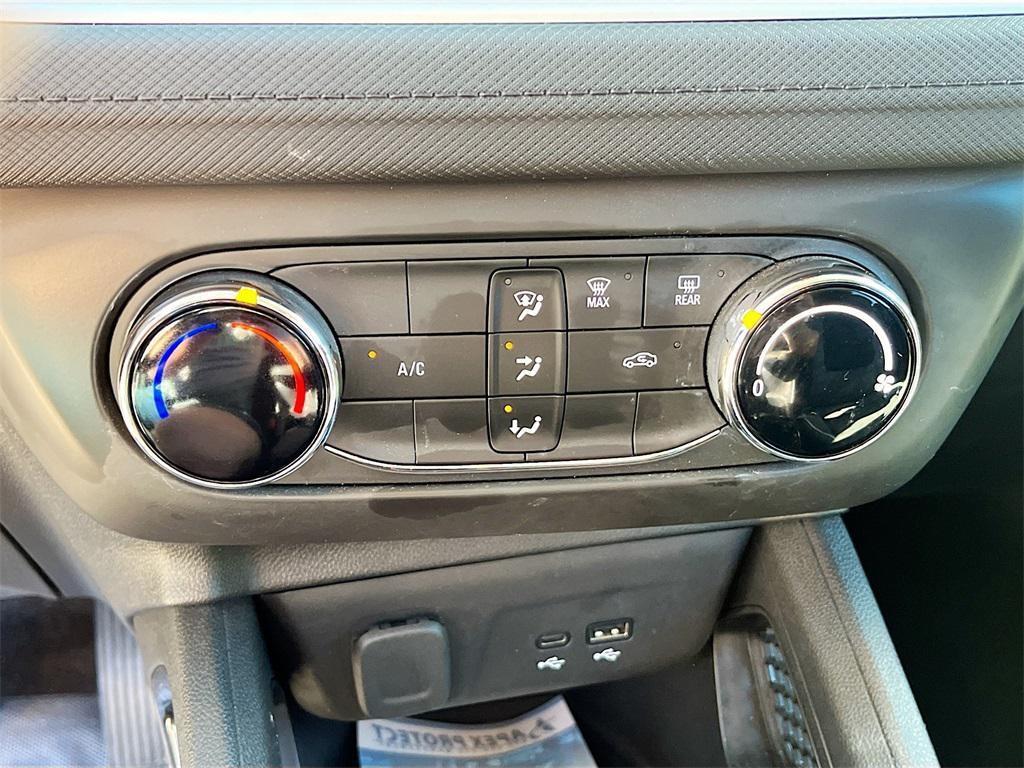 used 2024 Chevrolet TrailBlazer car, priced at $18,800