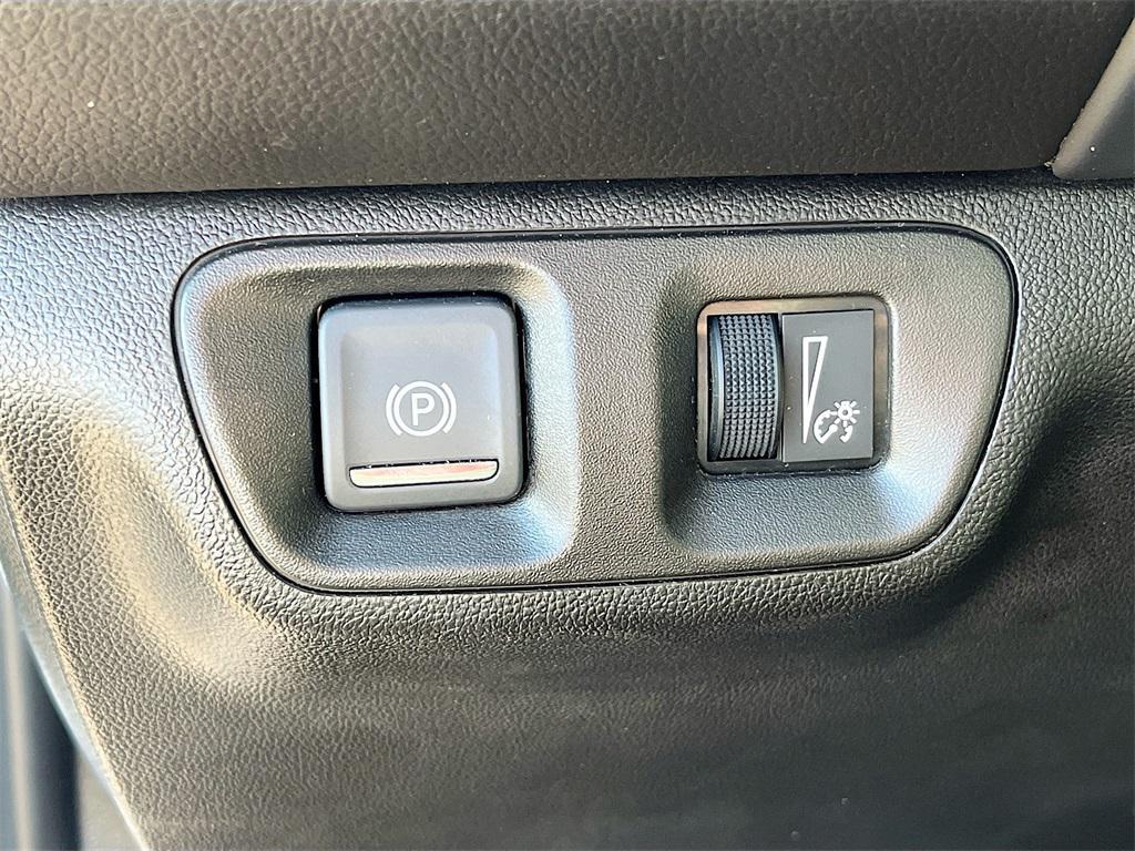 used 2021 GMC Acadia car, priced at $23,100