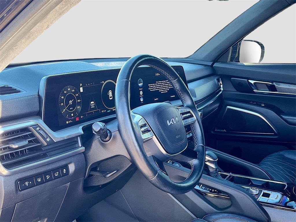 used 2023 Kia Telluride car, priced at $32,400