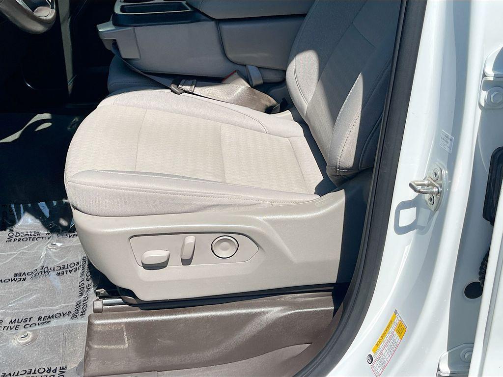 used 2022 Chevrolet Silverado 1500 car, priced at $32,700