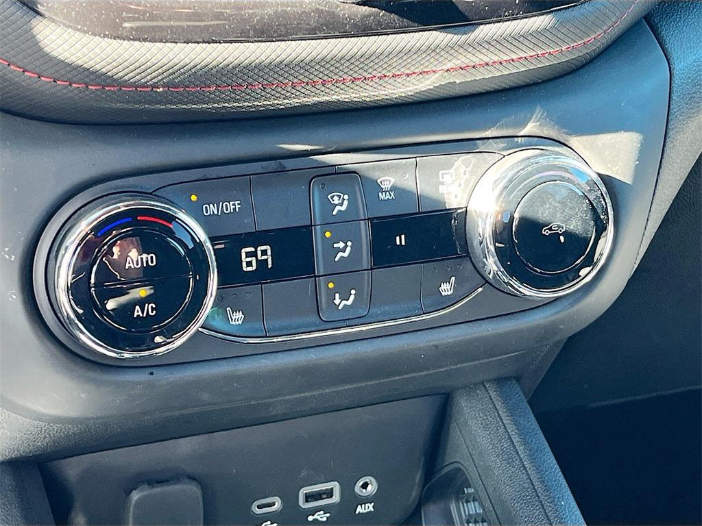 used 2023 Chevrolet TrailBlazer car, priced at $21,300