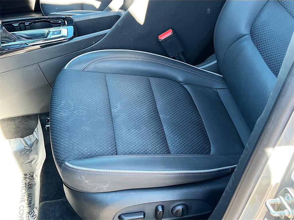 used 2023 Chevrolet TrailBlazer car, priced at $21,300