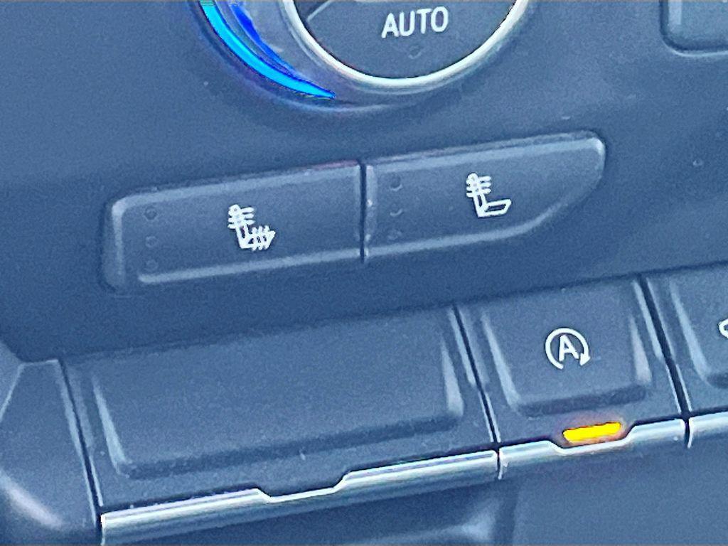 used 2021 Chevrolet Silverado 1500 car, priced at $27,200