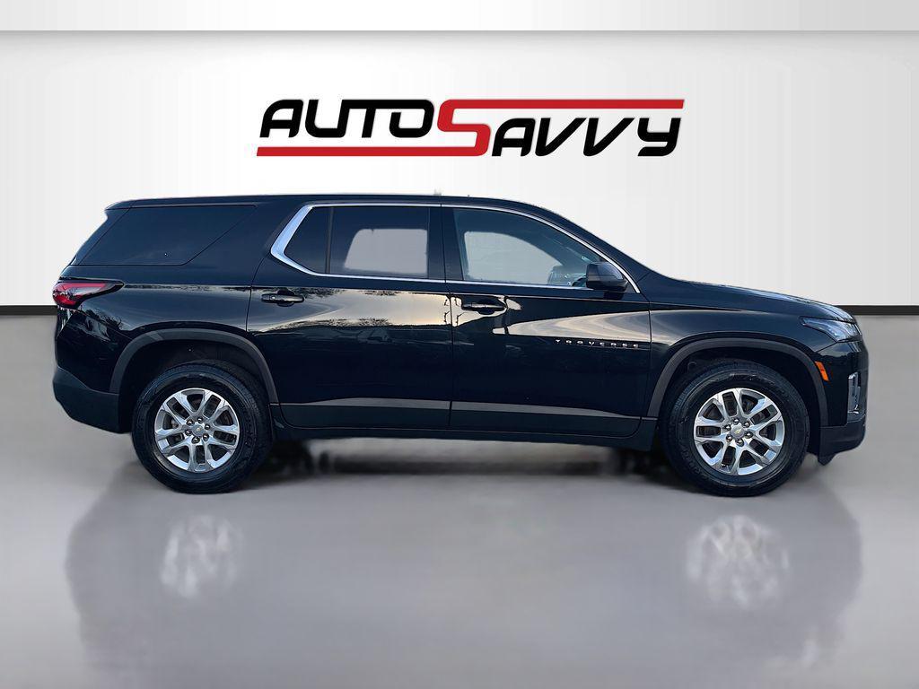 used 2023 Chevrolet Traverse car, priced at $24,300