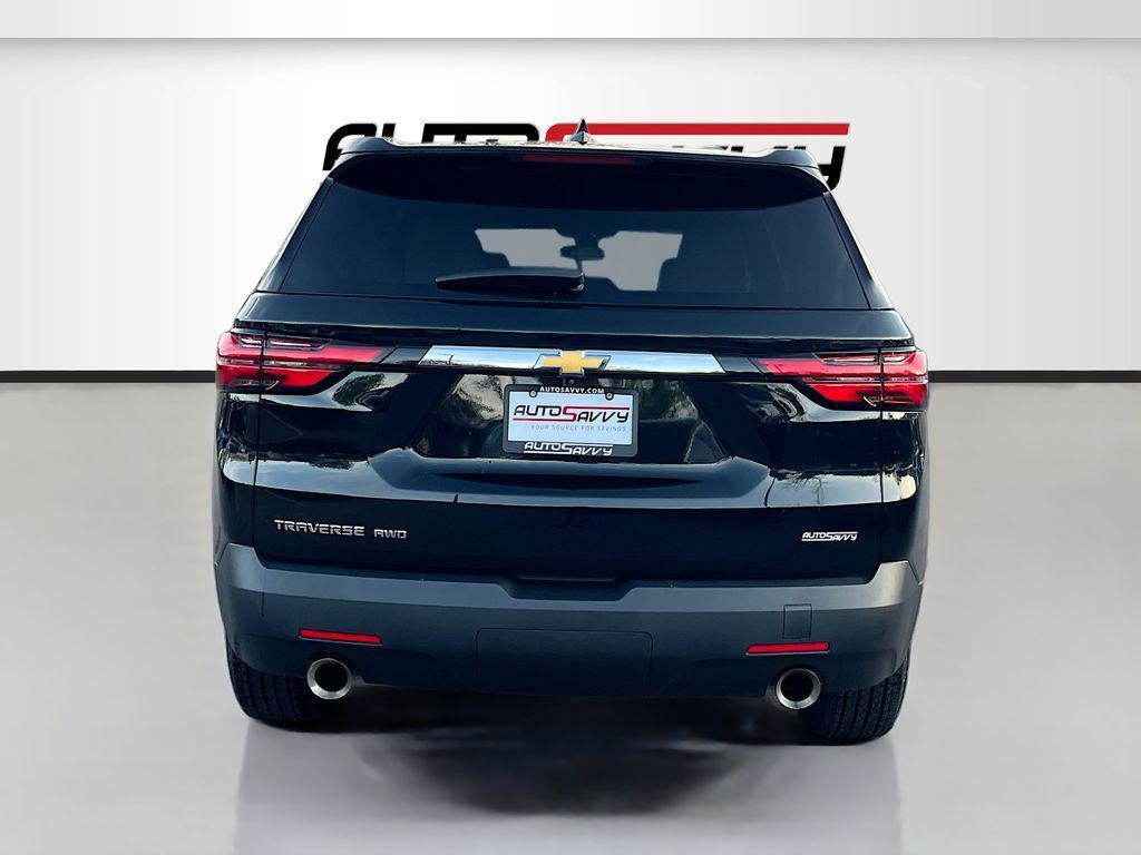 used 2023 Chevrolet Traverse car, priced at $24,300