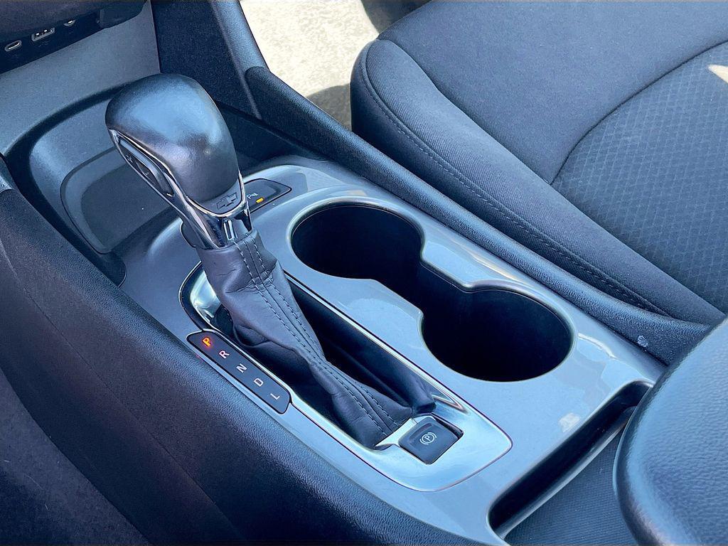 used 2024 Chevrolet Malibu car, priced at $18,900