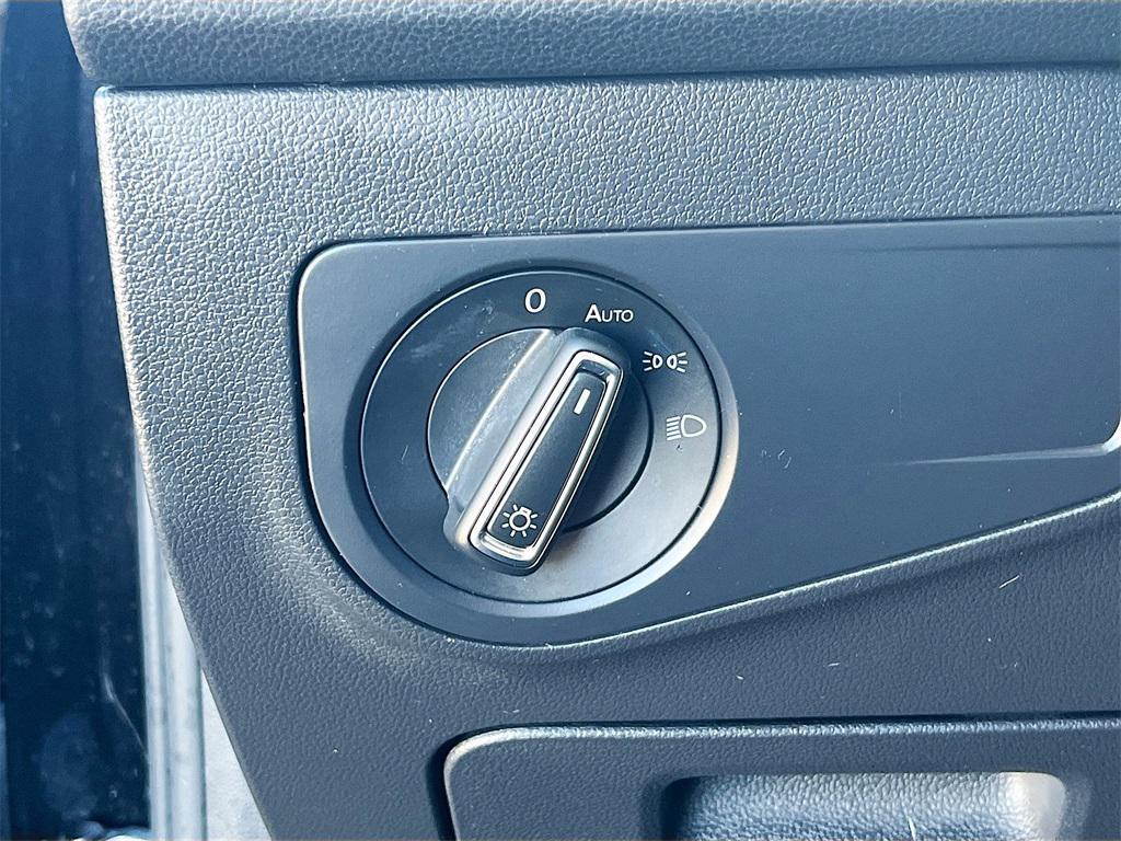 used 2021 Volkswagen Tiguan car, priced at $14,700