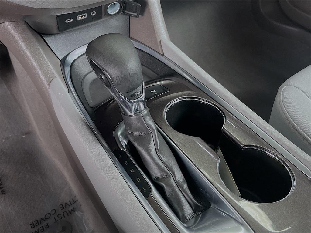 used 2021 Chevrolet Malibu car, priced at $14,000