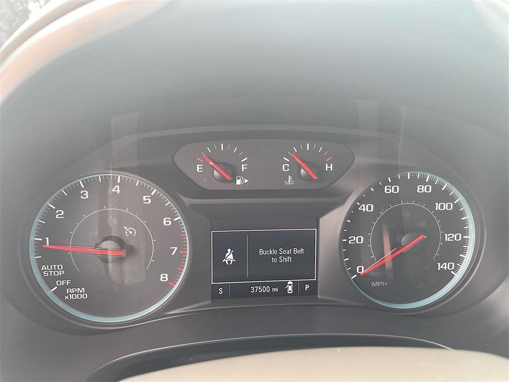 used 2021 Chevrolet Malibu car, priced at $14,000