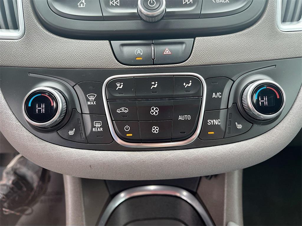 used 2021 Chevrolet Malibu car, priced at $14,000