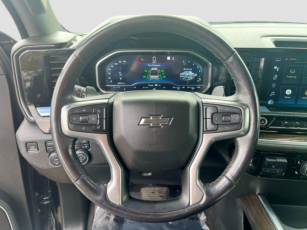 used 2022 Chevrolet Silverado 1500 car, priced at $33,700