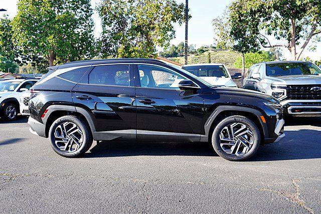 new 2026 Hyundai TUCSON Hybrid car, priced at $44,105