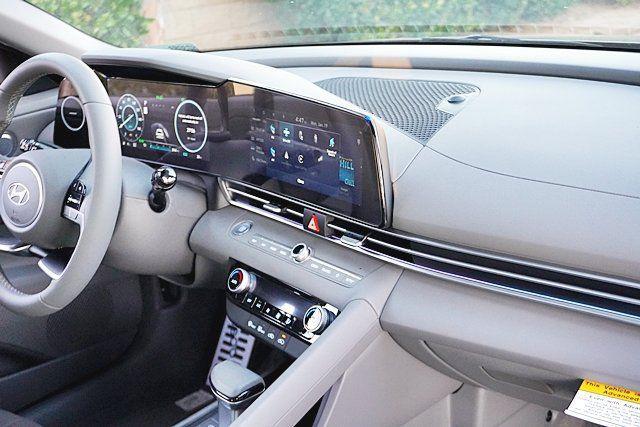 new 2026 Hyundai ELANTRA HEV car, priced at $29,335