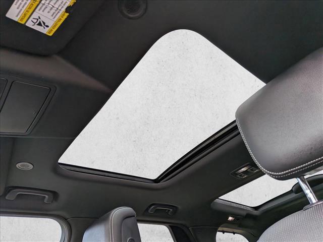 used 2023 Land Rover Discovery car, priced at $37,495