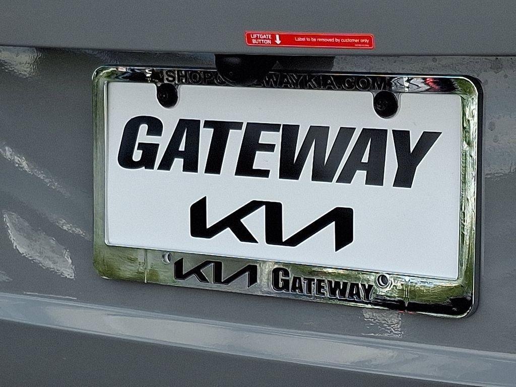 new 2026 Kia Carnival Hybrid car, priced at $45,385