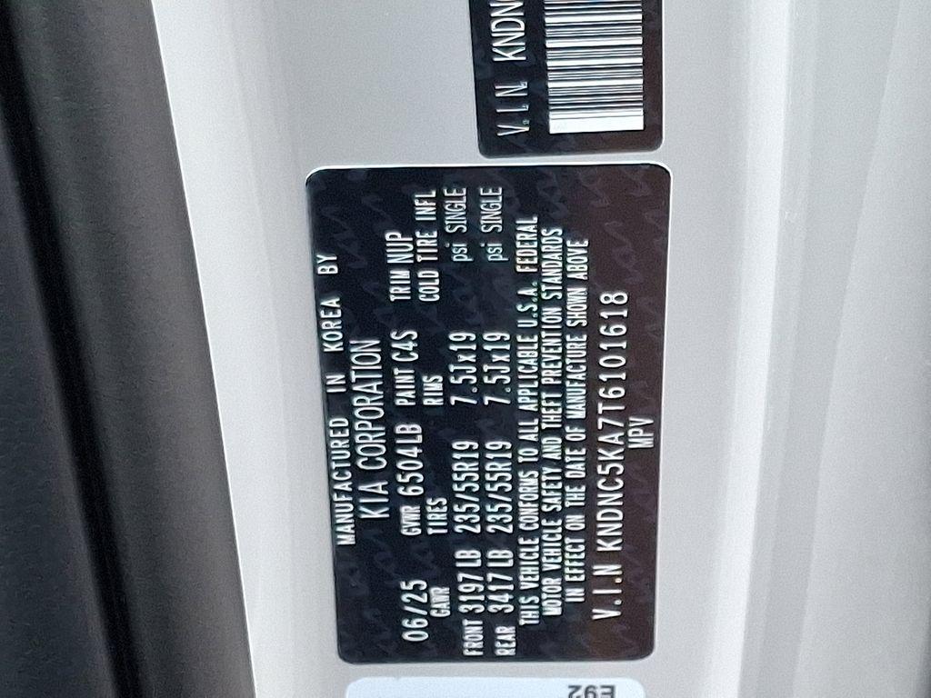 new 2026 Kia Carnival Hybrid car, priced at $45,385