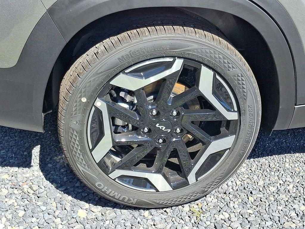 new 2026 Kia Seltos car, priced at $33,775