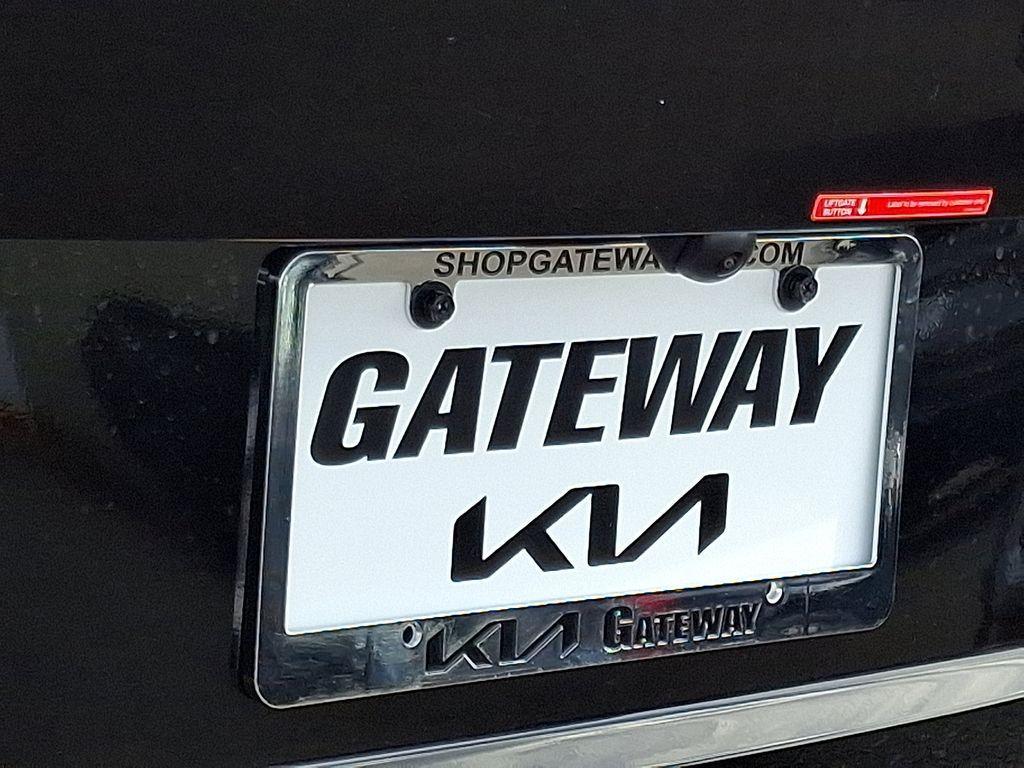 new 2026 Kia Carnival Hybrid car, priced at $45,385