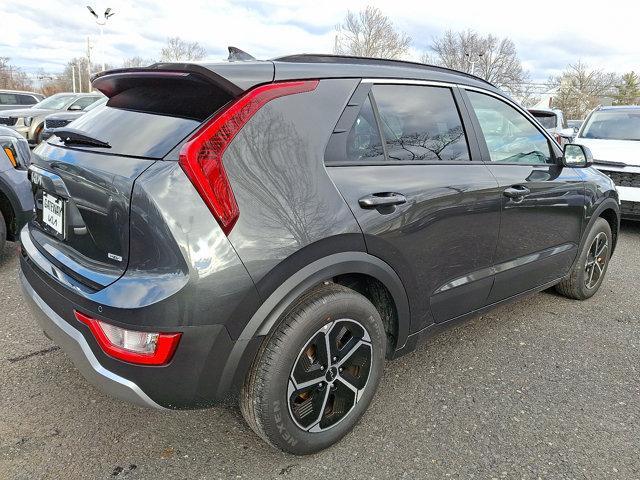 new 2025 Kia Niro car, priced at $31,395