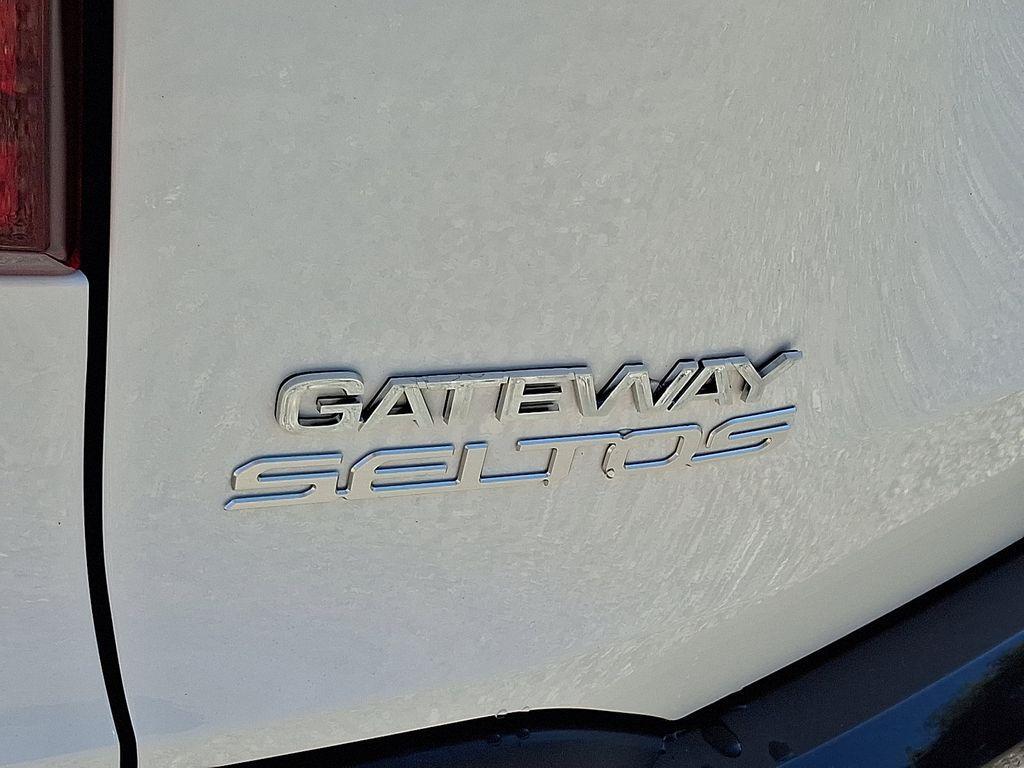 new 2026 Kia Seltos car, priced at $28,990