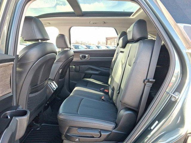 used 2022 Kia Sorento car, priced at $28,995