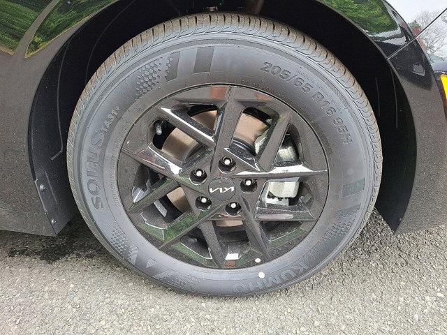 new 2026 Kia K5 car, priced at $28,565