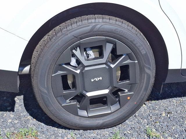 new 2026 Kia Carnival Hybrid car, priced at $45,385