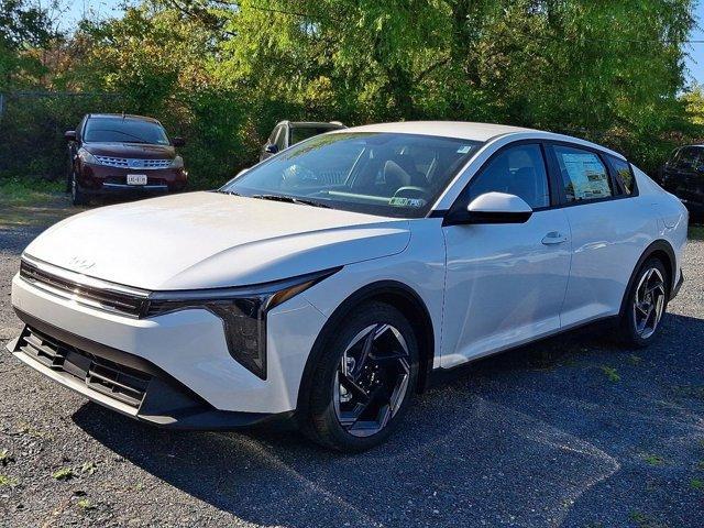 new 2025 Kia K4 car, priced at $26,010