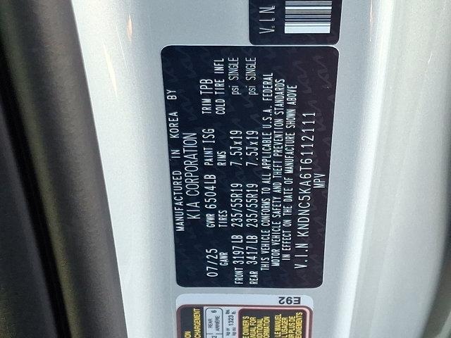 new 2026 Kia Carnival Hybrid car, priced at $45,450