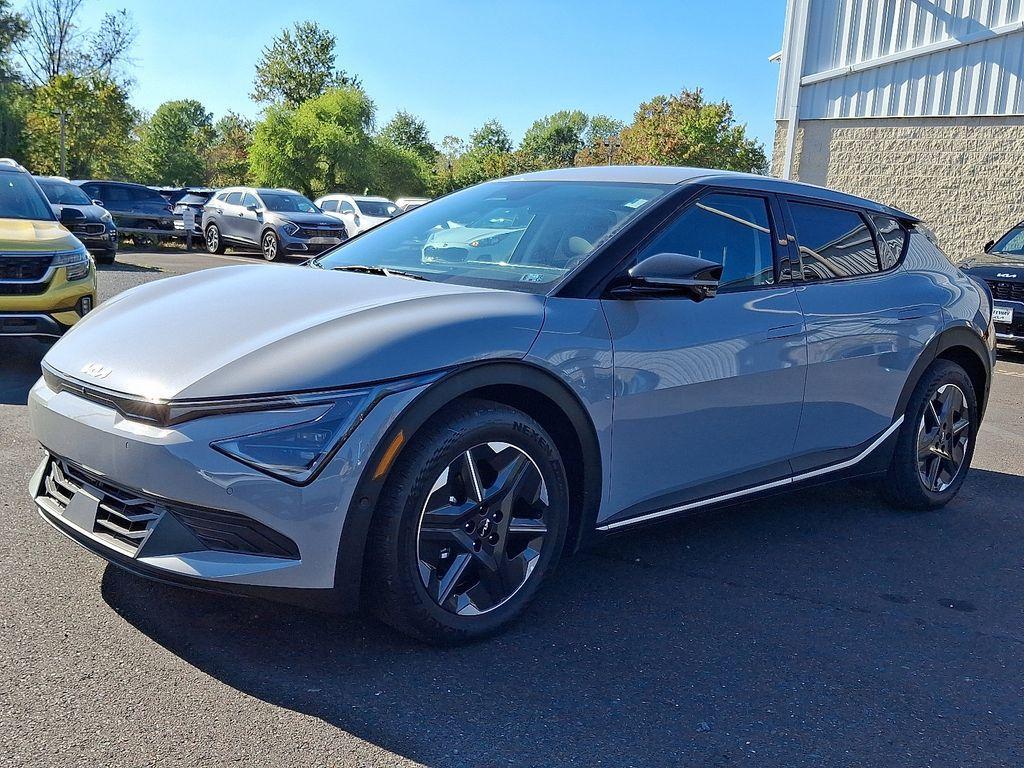 new 2025 Kia EV6 car, priced at $54,115