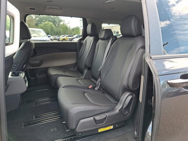 new 2026 Kia Carnival car, priced at $42,890