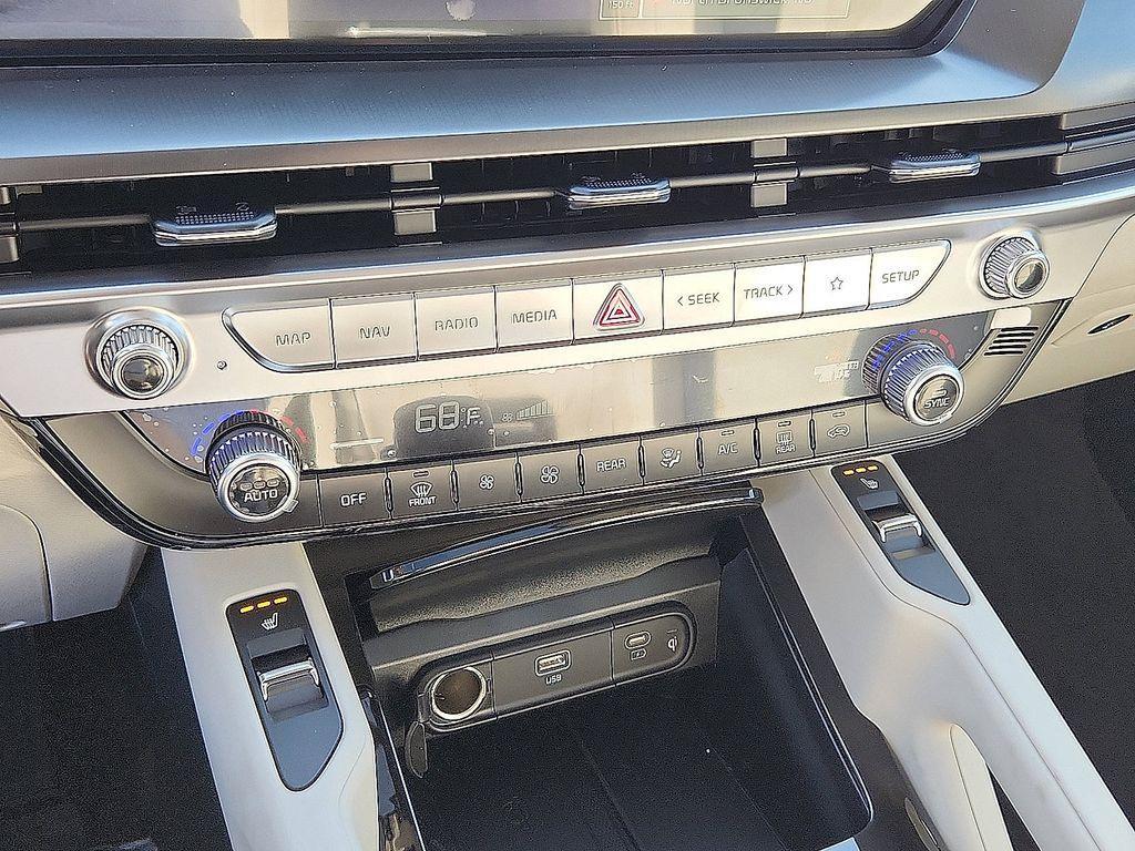 new 2025 Kia Telluride car, priced at $43,680