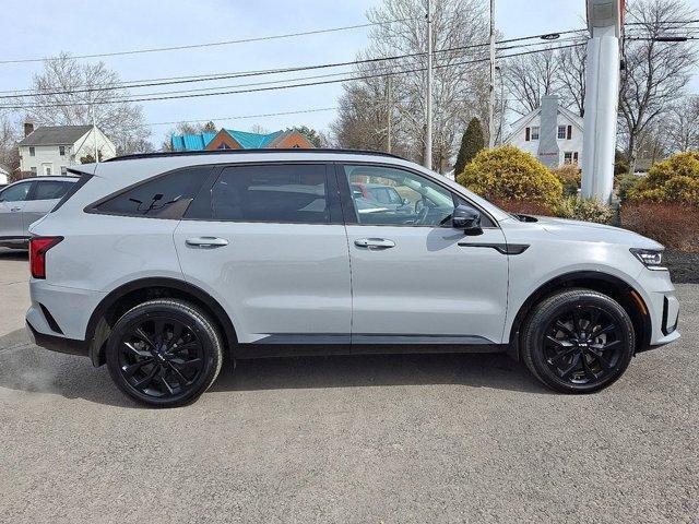 used 2022 Kia Sorento car, priced at $28,495